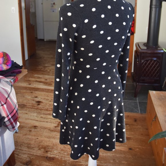 Super comfy polka dot high neck dress - Picture 2 of 7